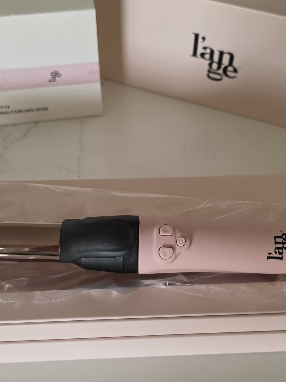 Lange Pink Rotating Curling Iron – Sleek Women’s Styling Tool